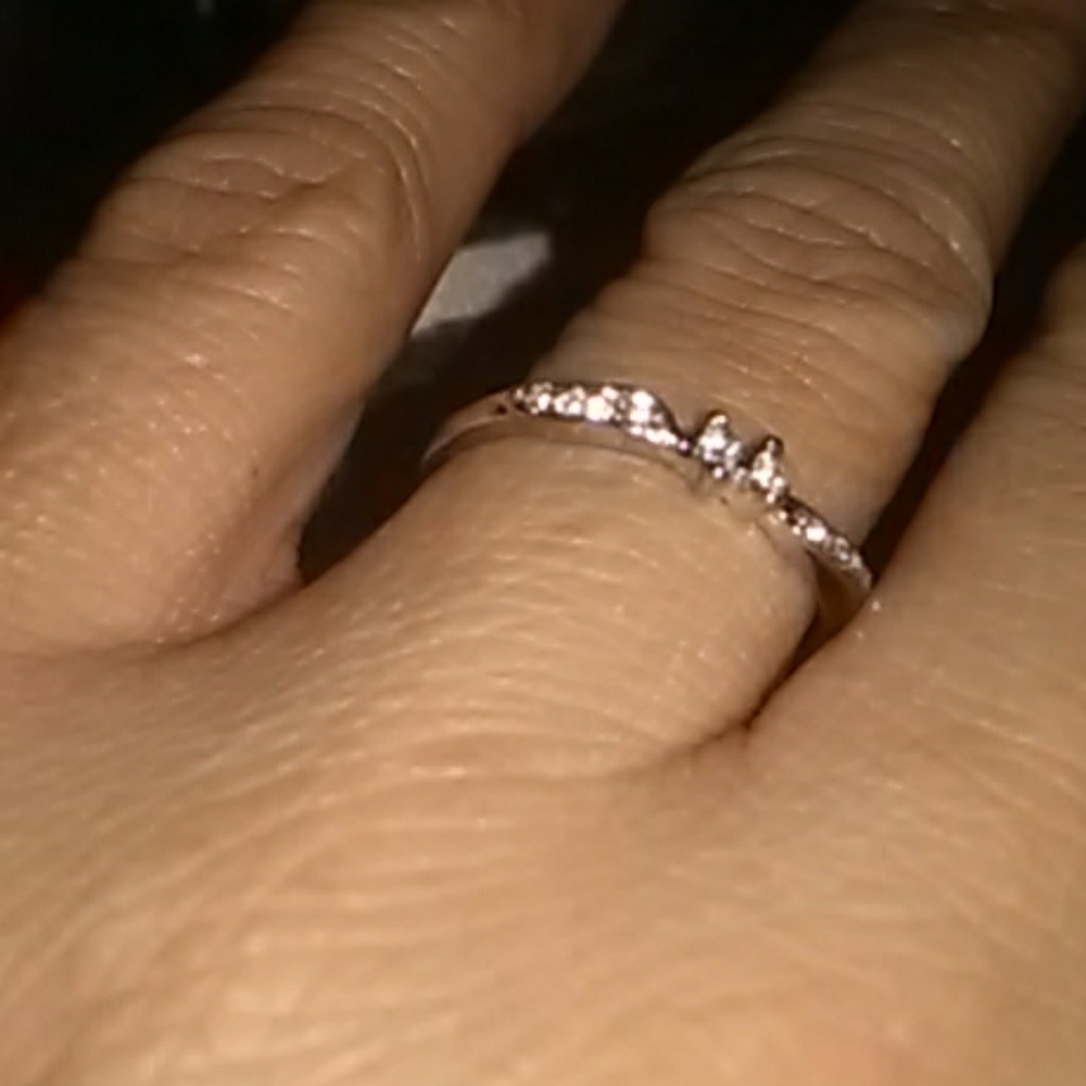 Size 8 - Picture 4 of 5